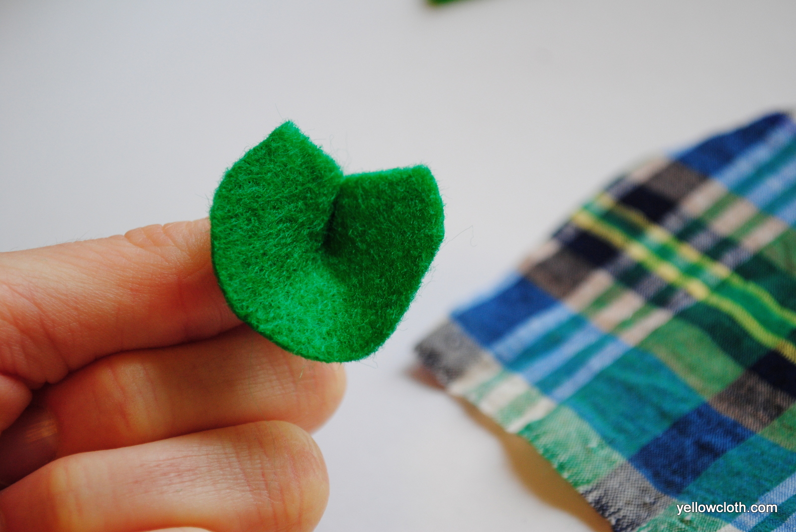Turn Leftover Fabric Into A Cute Mouse Pincushion