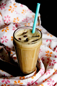 Apple Milkshake with Almond Milk