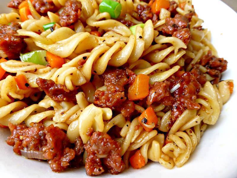 Pasta spiral goreng lada hitam - Dari Dapur Kak Tie