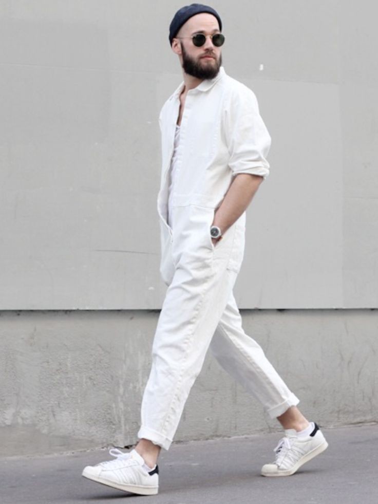 Men's White Clothing Styles