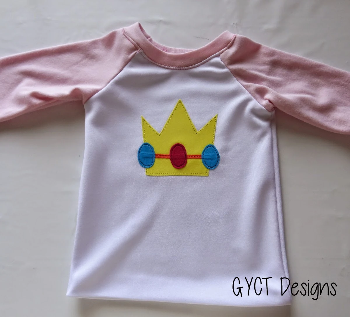 Princess Peach T-shirt Applique & Tutorial by GYCT