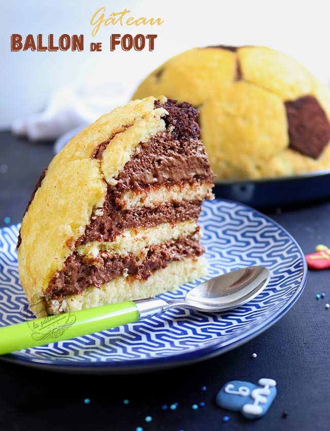 gateau ballon de foot au chocolat