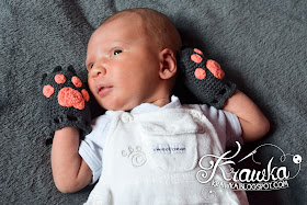 Krawka: Newborn anty-scratch gloves - wolf paws.