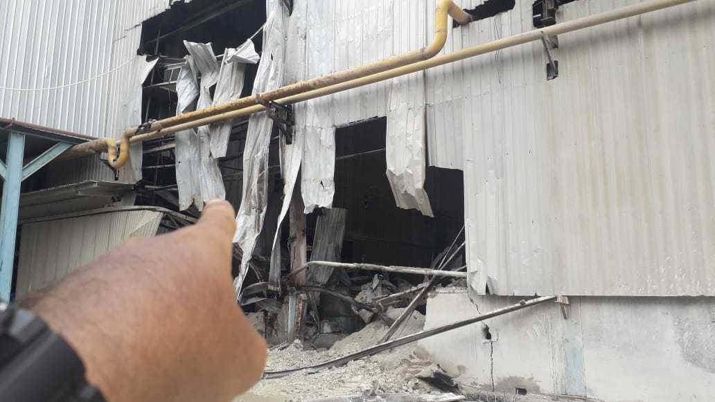 PT Jui Shin Terbakar Ratusan Buruh Berhamburan | NKRI NEWS ...