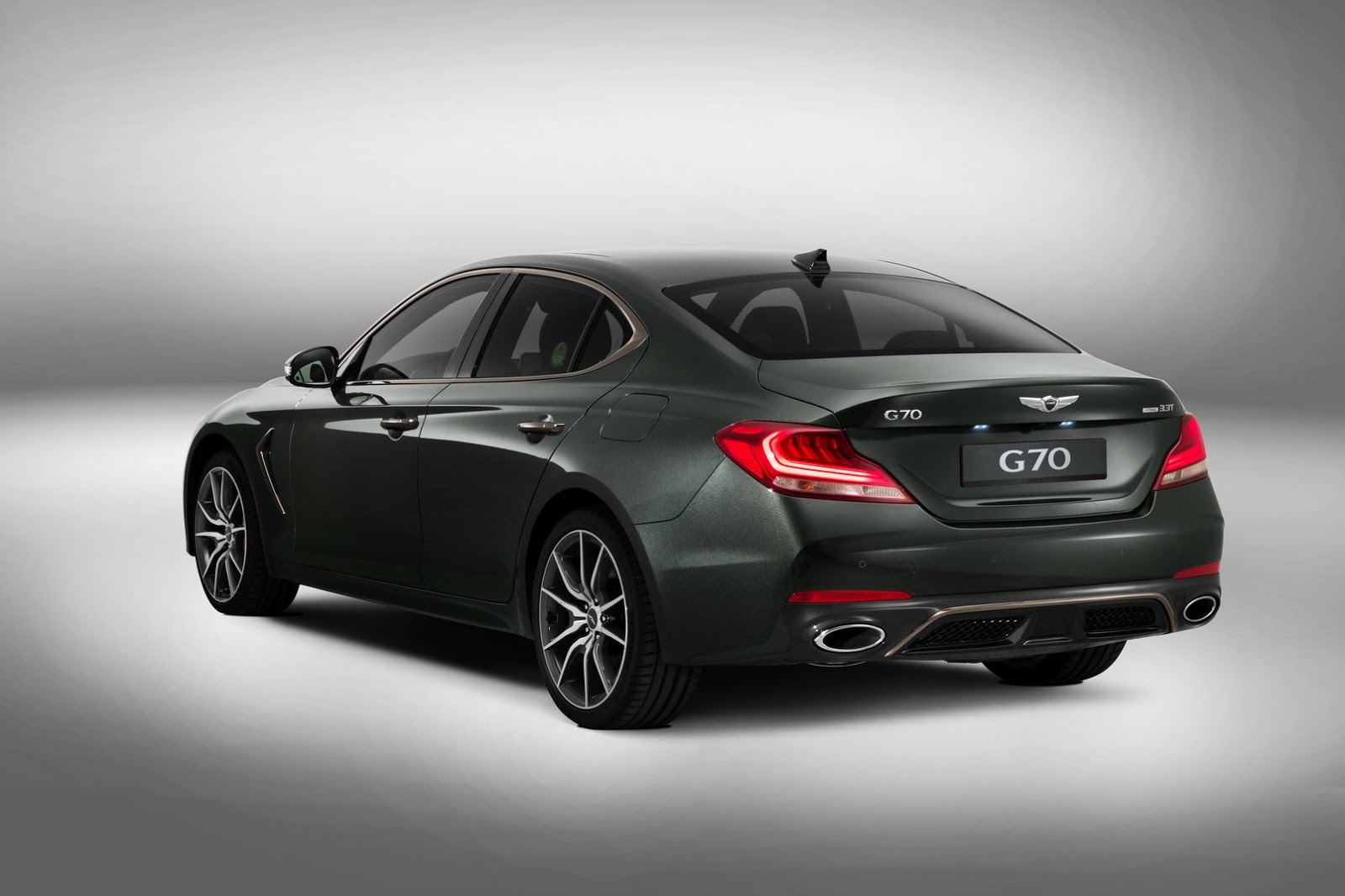 Pabrikan Asal Korea Hadirkan Genesis G70 Pesaing BMW Seri 3