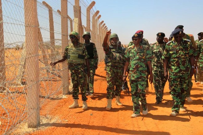 Kenya postpones the reopening of the border with Somalia