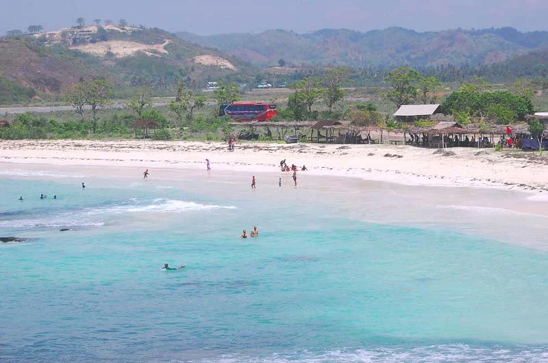 Pantai Tanjung Aan Lombok