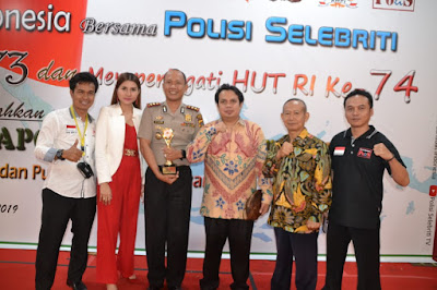 Polisi Selebriti Dedikasikan AWPI Award Untuk Kapolres Sahabat Media