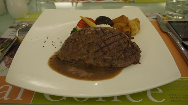 P1100077