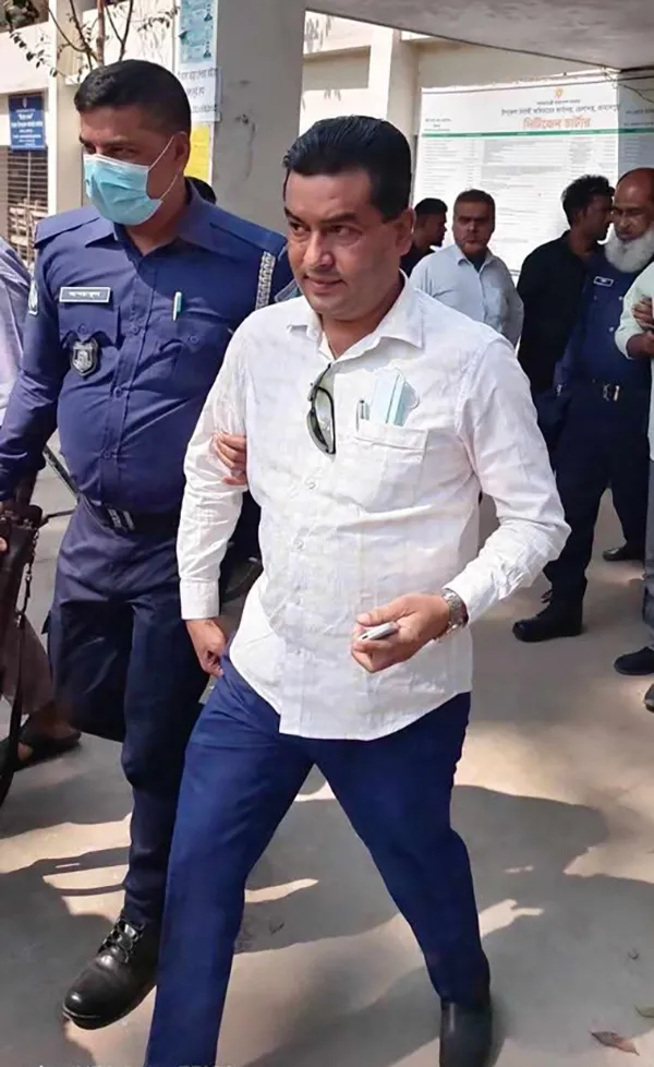 মেলান্দহে আইন-শৃঙ্খলা সভা শেষে বের হওয়ার পর ৪ ইউপি চেয়ারম্যান গ্রেফতার