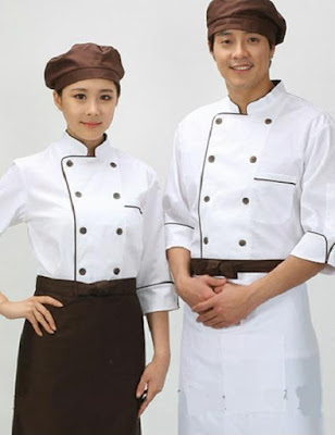 Nón đầu bếp, áo bếp là trang phục thể hiện sự chuyên nghiệp của nhà hàng