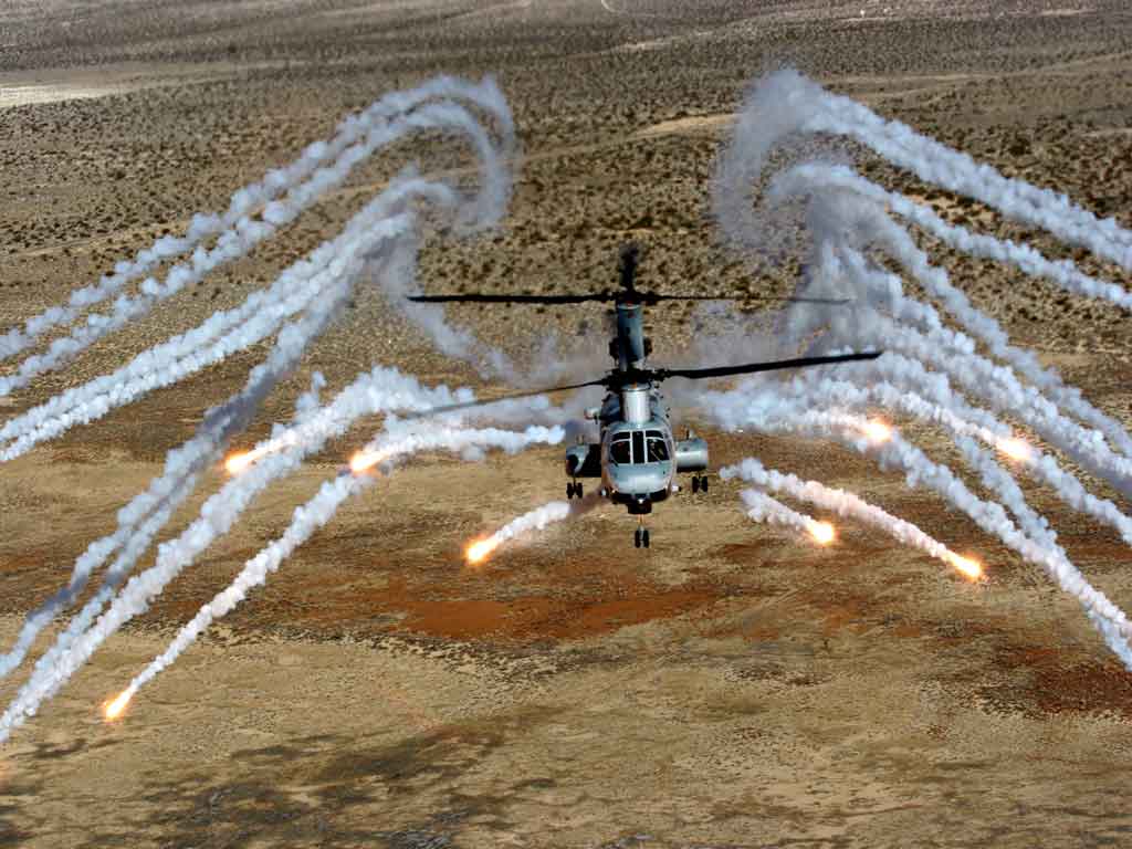 Picture Gallery: Download Boeing AH-64 Apache HD Wallpaper