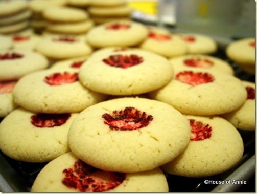 Chinese almond cookies