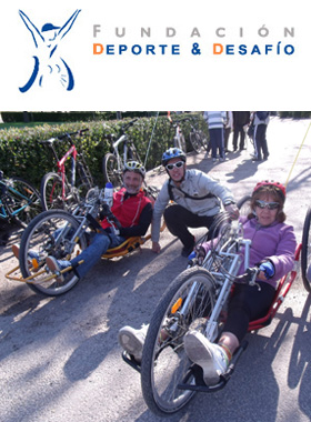 Colabora acompañando a personas con discapacidad en bicicleta por el Anillo Verde de Madrid