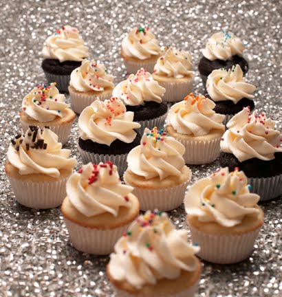Thanks again John Bean for taking the time to shoot these pretty cupcakes