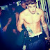 Justin Bieber... site diz que o cantor pode ter engravidado duas mulheres