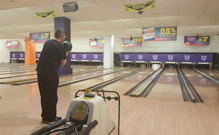 Tenpin bowling in Parrs Wood Manchester