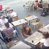 Video muestra el momento en el que un hombre golpea en la cara a una joven que respondió a sus comentarios obscenos