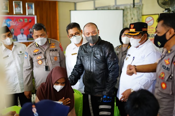 Kapolda Teddy Minahasa Bangga Antusiasnya Pelajar dan Masyarakat Ikuti Vaksinasi Masal