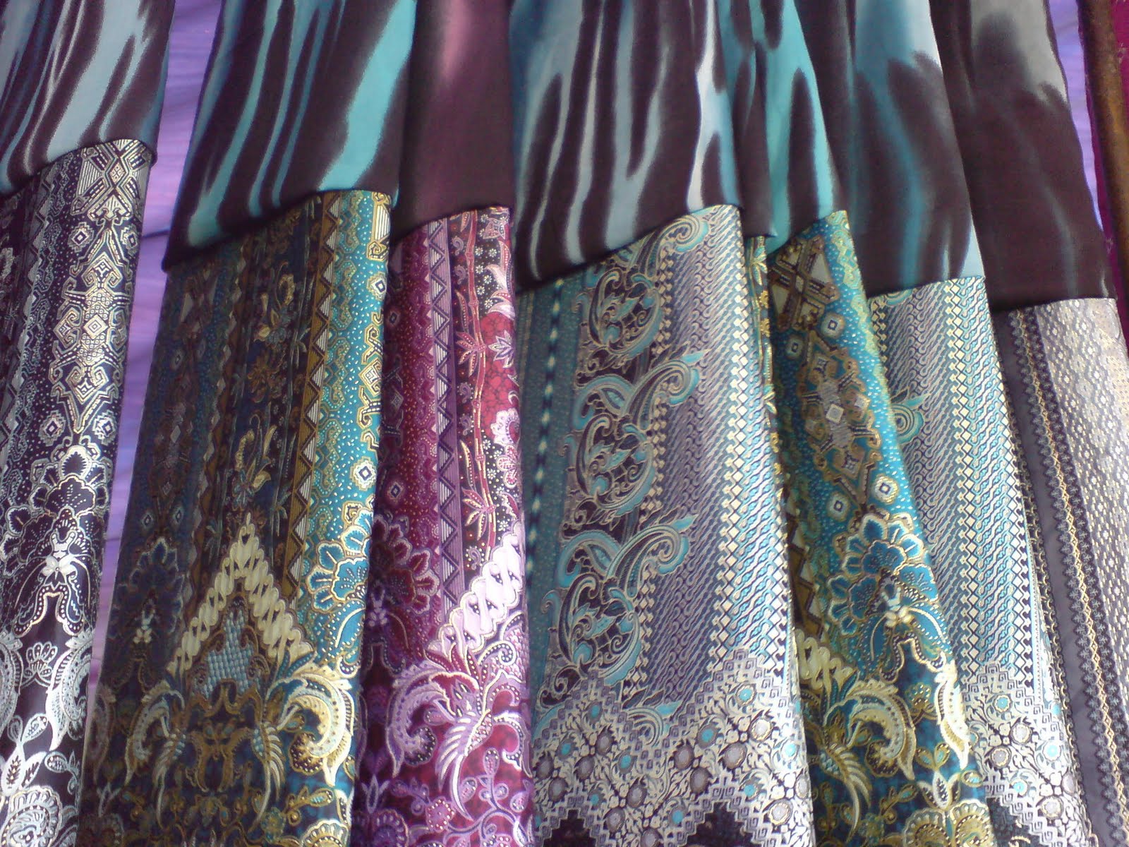  kain  pasang dan kain  batik Songket  Matching 1 Malaysia 