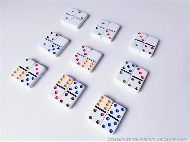 zabawy z domino