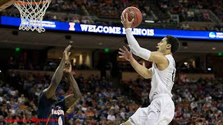 highest vertical jump in basketball Photo