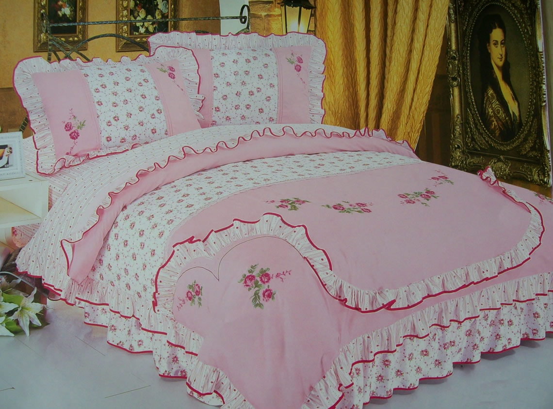 Decor4u: Decor4u: Bed Covers, Bed Covers Designs, Modern Bed Covers