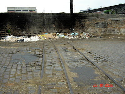 Ferrovia na rua Manoel Tourinho - foto de Emilio Pechini