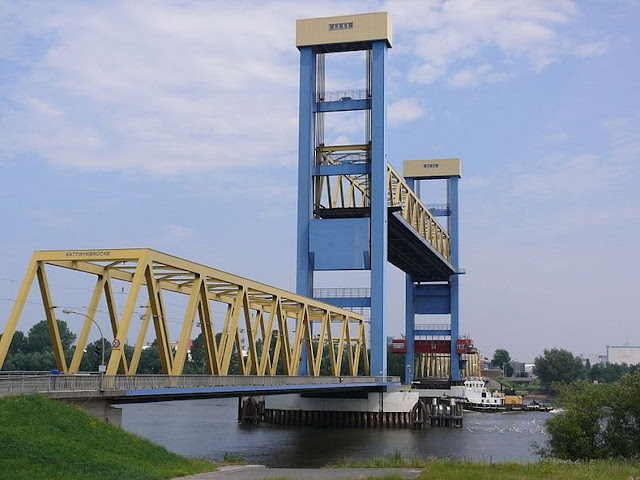جسر+ثقف+نفسك+111 مدينة الجسور في هامبورغ