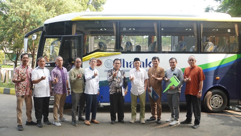 Dukung Mobilitas Civitas Akademika, Uhamka Hadirkan Armada Bus Baru
