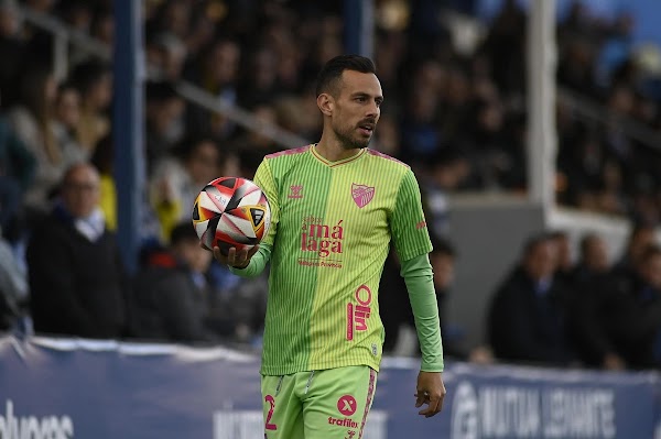 Manu Molina - Málaga -: "Han sido tres puntos enormes de orgullo y trabajo"