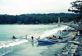 Objek Wisata Terbaik Di Tasikmalaya - Pantai Cipatujah