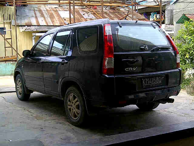 IKLAN BISNIS SAMARINDA Dijual Mobil  Honda  CRV  2004 Matic 