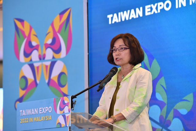 H.S. Ms. Anne Hung Representative, Taipei Economic and Cultural Office in Malaysia
