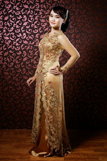 Gaun Kebaya Terbaru Gold