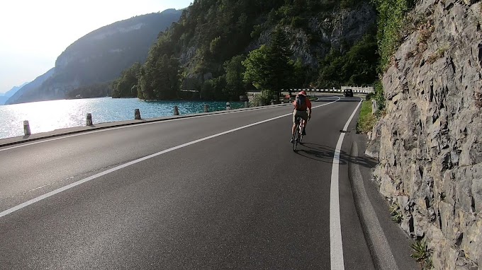 Cycling from Lauterburren valley till Thun in Switzerland