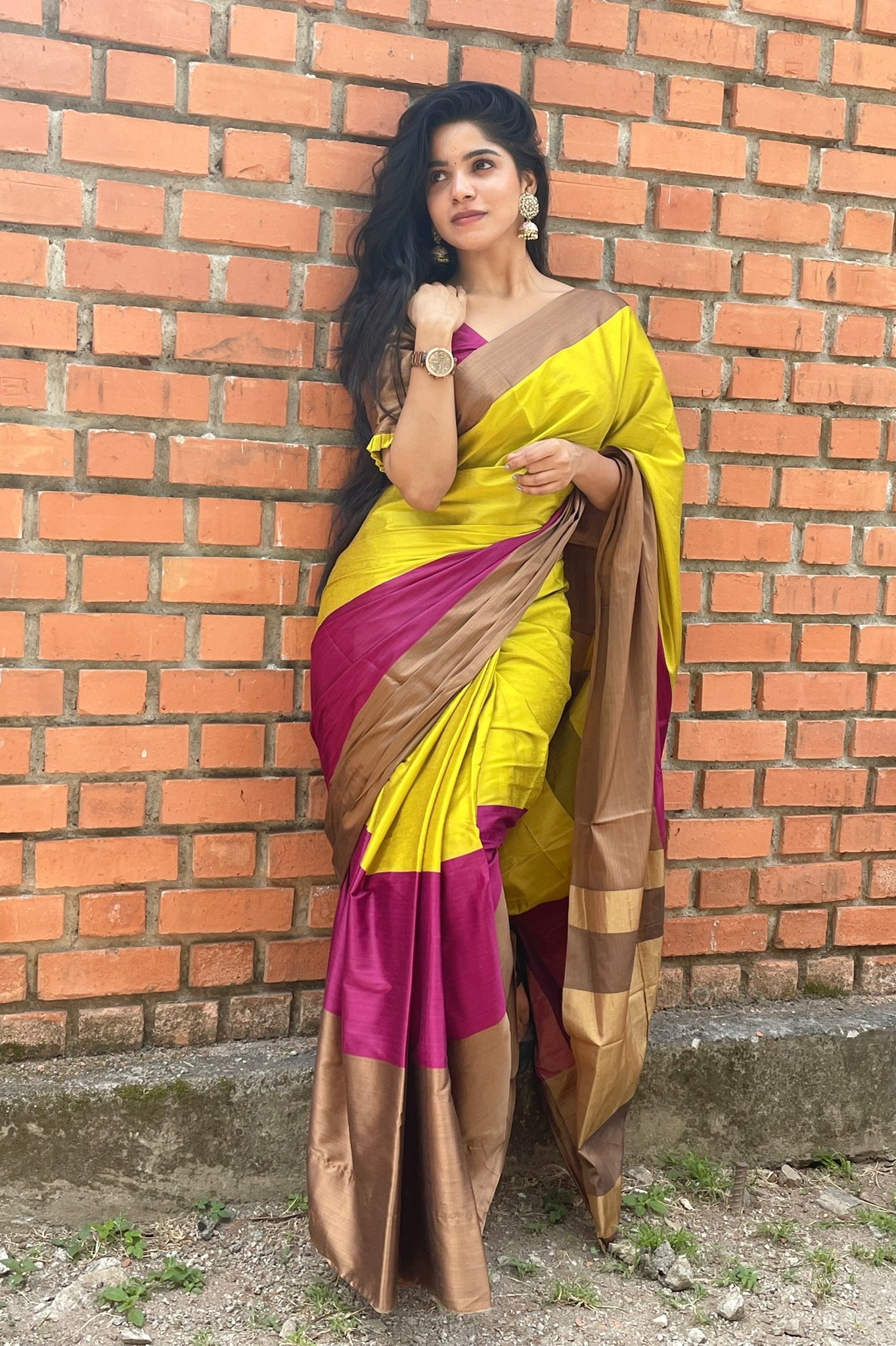 Divya Bharathi UHD HD Photo