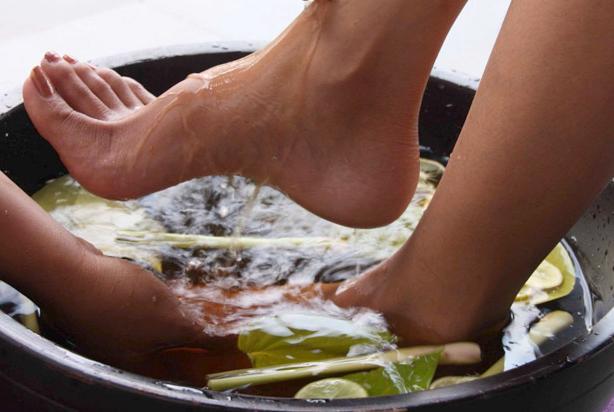 Trung tâm đào tạo nghề spa - tác dụng massage chân đảm bảo nhất