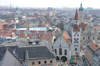 Altes Rathaus desde la torre del Nuevo Ayuntamiento.