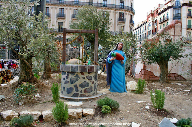 Presépio na praça de Nossa Senhora do Pilar, Zaragoza