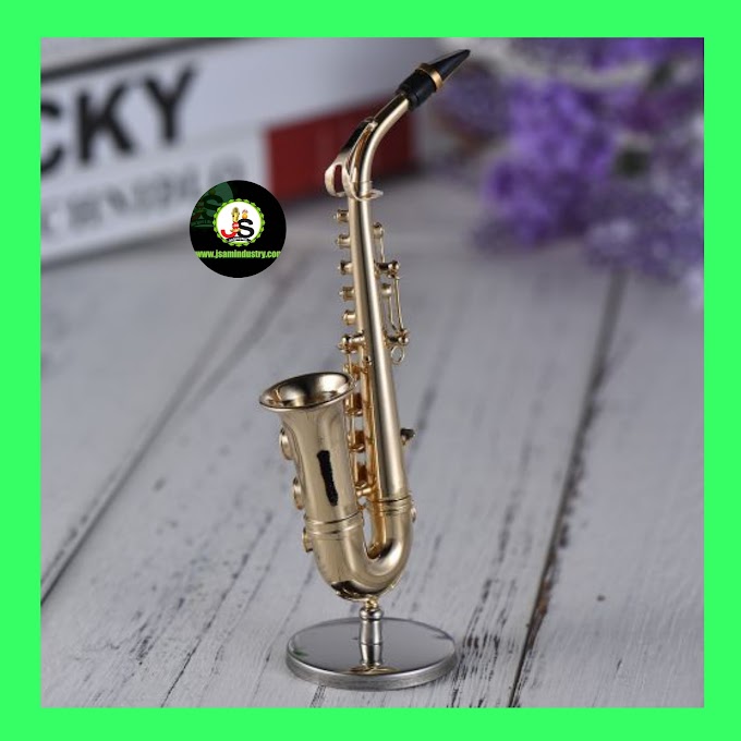 Mini Brass Alto Saxophone Sax Model Exquisite Desktop