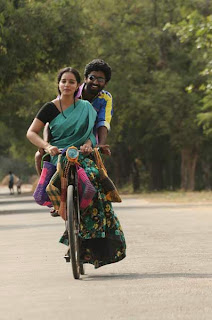 Vizha Tamil Movie Latest Stills