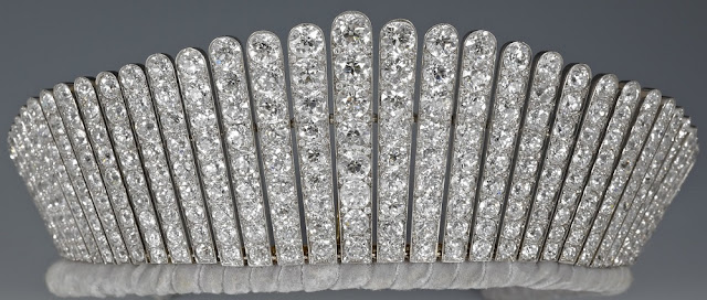 kokoshnik tiara queen alexandra united kingdom diamond garrard