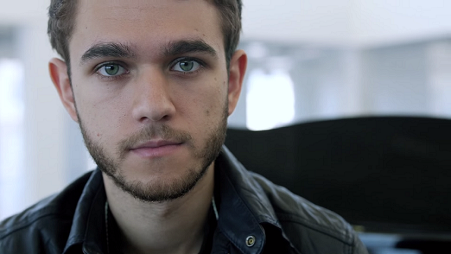 Terjemahan Lirik Lagu I Want You To Know ~ Zedd feat. Selena Gomez