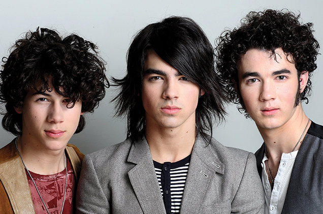 When You Look Me In The Eyes ~ Jonas Brothers