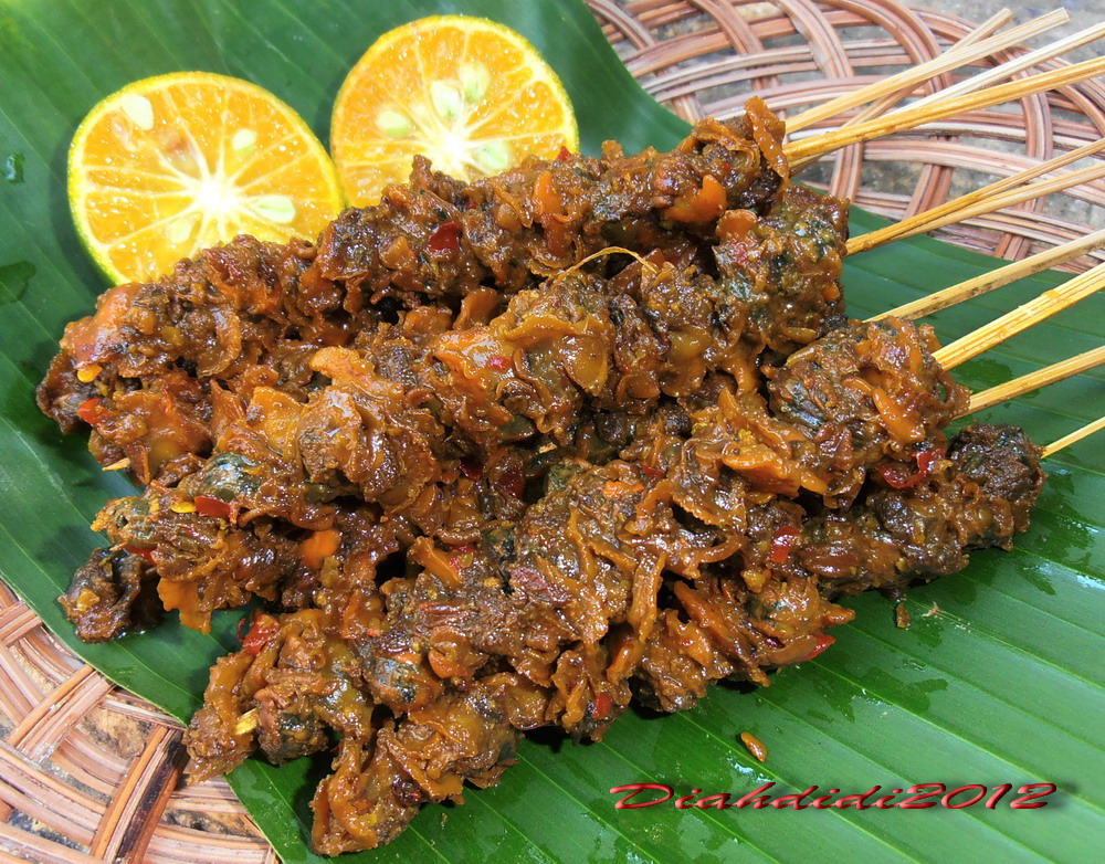 Diah Didi s Kitchen Sate Kerang  Bumbu Rujak