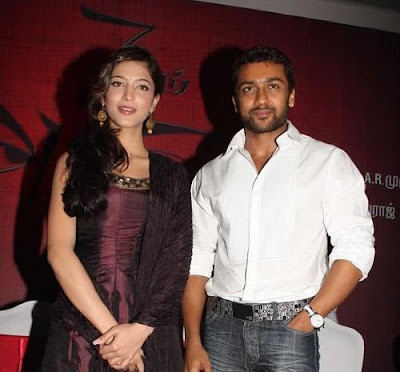 Surya and Shruthi in film 7-am Arivu