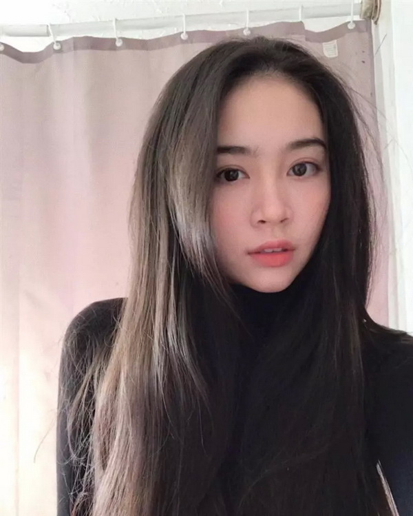 Thiếu nữ xinh