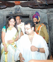 Kavya madhavan marriage and reception 4