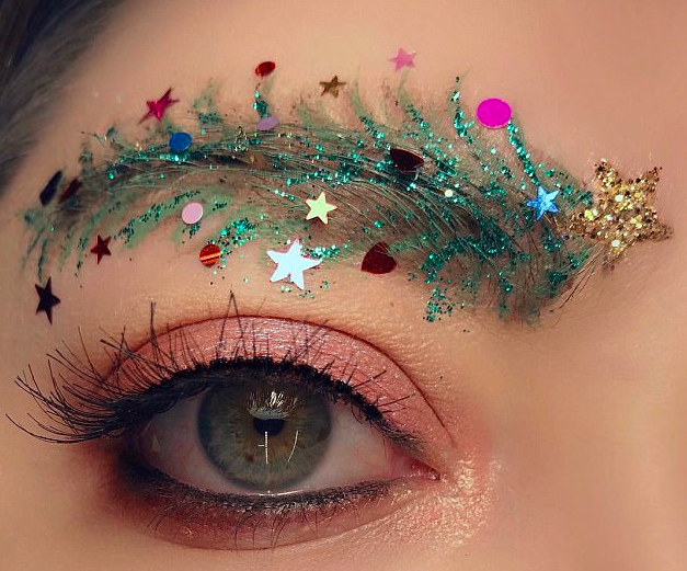 Christmas Eyebrows Are A Trend, And The World Is Going Crazy